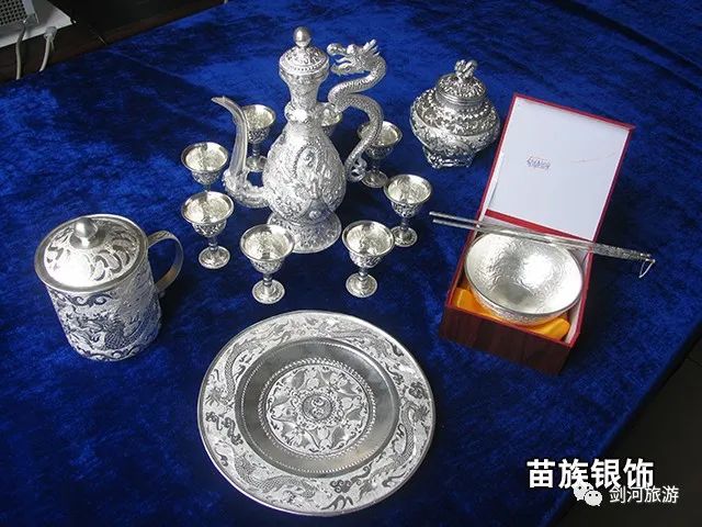 15、银饰手工艺.jpg